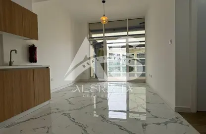 Apartment - 1 Bathroom for sale in Oasis 1 - Oasis Residences - Masdar City - Abu Dhabi