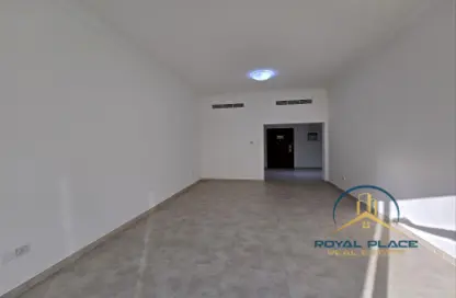 Apartment - 2 Bedrooms - 3 Bathrooms for rent in Al Muraqqabat - Deira - Dubai