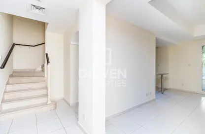 Villa - 2 Bedrooms - 3 Bathrooms for sale in Springs 11 - The Springs - Dubai