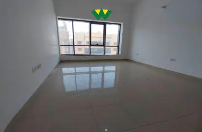 Apartment - 2 Bedrooms - 2 Bathrooms for rent in Shabiya 9 - Shabiya - Mussafah - Abu Dhabi