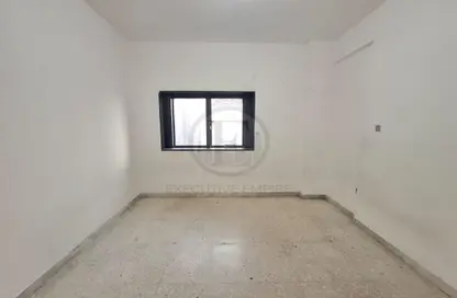 Apartment - 3 Bedrooms - 3 Bathrooms for rent in Al Masood Tower - Hamdan Street - Abu Dhabi