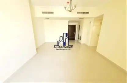 Apartment - 1 Bedroom - 2 Bathrooms for rent in Al Hoor Building - Muwaileh Commercial - Sharjah