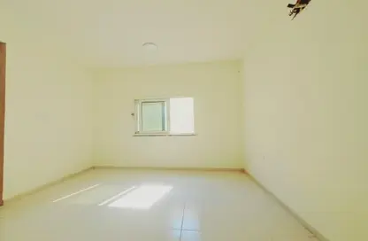 Apartment - 1 Bathroom for rent in Fire Station Road - Muwaileh - Sharjah