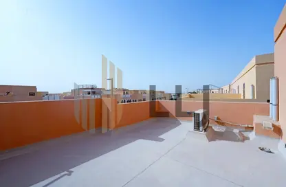 Villa - 3 Bedrooms - 4 Bathrooms for sale in Zone 4 - Hydra Village - Abu Dhabi