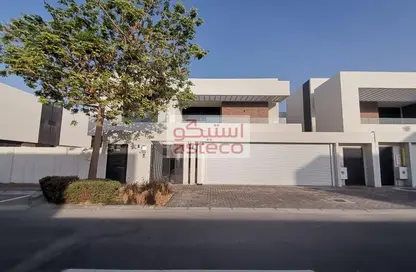 Villa - 5 Bedrooms - 5 Bathrooms for rent in West Yas - Yas Island - Abu Dhabi