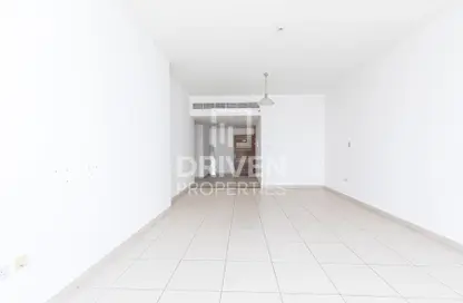 Apartment - 3 Bedrooms - 4 Bathrooms for rent in API TECOM Residency - Barsha Heights (Tecom) - Dubai