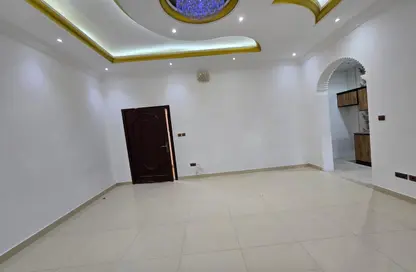 Apartment - 1 Bathroom for rent in Baniyas - Abu Dhabi