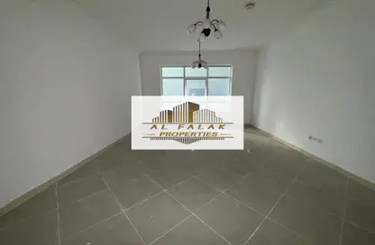 Apartment - 2 Bedrooms - 2 Bathrooms for rent in Al Hafeet Tower - Al Taawun Street - Al Taawun - Sharjah