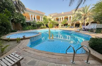 Villa - 4 Bedrooms - 3 Bathrooms for rent in Jumeirah 3 Villas - Jumeirah 3 - Jumeirah - Dubai