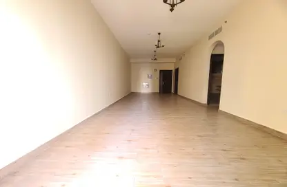 Apartment - 2 Bedrooms - 2 Bathrooms for rent in Muwaileh 3 Building - Muwaileh - Sharjah