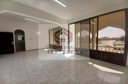 Apartment - 3 Bedrooms - 3 Bathrooms for rent in Al Ruwaikah - Al Muwaiji - Al Ain