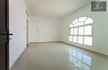 Apartment - 1 Bathroom for rent in Mohammed Villas 24 - Mohamed Bin Zayed City - Abu Dhabi