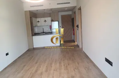 Apartment - 1 Bedroom - 2 Bathrooms for rent in Rokane G25 - Jumeirah Village Circle - Dubai