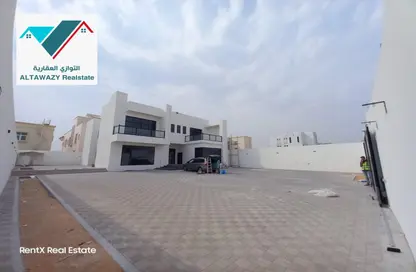 Villa - 5 Bedrooms - 7 Bathrooms for rent in Madinat Al Riyad - Abu Dhabi