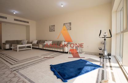 Apartment - 1 Bedroom - 2 Bathrooms for sale in Marina Blue Tower - Marina Square - Al Reem Island - Abu Dhabi