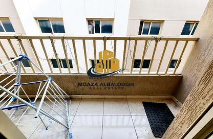 Apartment - 3 Bedrooms - 2 Bathrooms for rent in Muwaileh Commercial - Sharjah