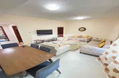 Apartment - 2 Bedrooms - 2 Bathrooms for rent in Beach Tower 2 - Al Khan Lagoon - Al Khan - Sharjah