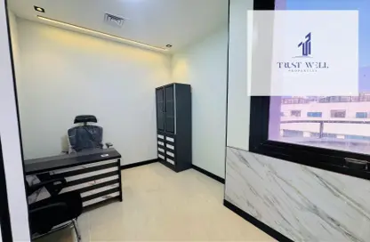 Office Space - Studio - 4 Bathrooms for rent in Al Sawari Tower - Al Khalidiya - Abu Dhabi