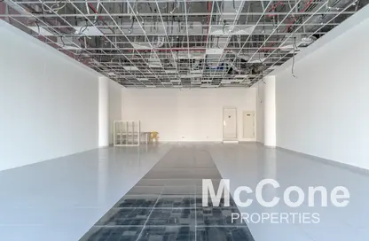 Retail - Studio for rent in Al Fattan Plaza - Al Garhoud - Dubai