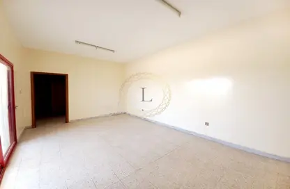 Apartment - 3 Bedrooms - 3 Bathrooms for rent in Hai Al Murabbaa - Central District - Al Ain