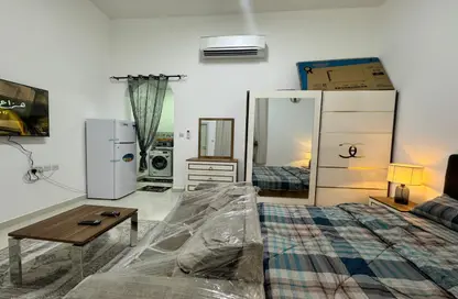 Apartment - 1 Bathroom for rent in Madinat Al Riyad - Abu Dhabi