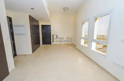 Apartment - 1 Bathroom for rent in Al Thamam 30 - Al Thamam - Remraam - Dubai