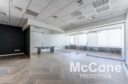 Office Space - Studio for rent in Capital Golden Tower - Business Bay - Dubai