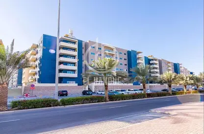 Apartment - 1 Bathroom for sale in Tower 24 - Al Reef Downtown - Al Reef - Abu Dhabi