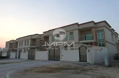 Villa - 5 Bedrooms - 5 Bathrooms for rent in Mohamed Bin Zayed City Villas - Mohamed Bin Zayed City - Abu Dhabi