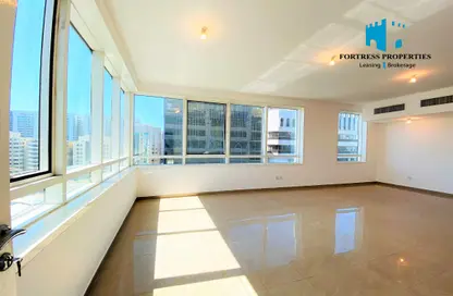 Apartment - 3 Bedrooms - 4 Bathrooms for rent in Al Ferdous Tower - Al Salam Street - Abu Dhabi