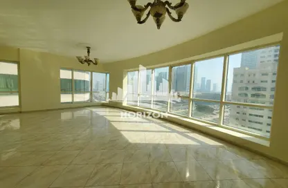 Apartment - 3 Bedrooms - 4 Bathrooms for rent in Al Majaz 3 - Al Majaz - Sharjah