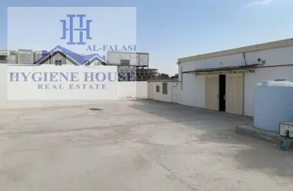 Warehouse - Studio - 3 Bathrooms for rent in Al Sajaa S - Al Sajaa - Sharjah