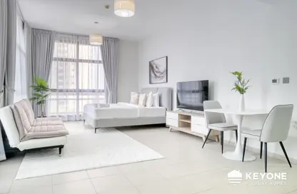 Apartment - 1 Bathroom for rent in Oasis Residence - Barsha Heights (Tecom) - Dubai