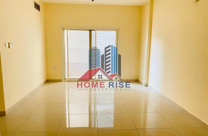 Apartment - 2 Bedrooms - 2 Bathrooms for rent in Al Mamzar - Sharjah - Sharjah