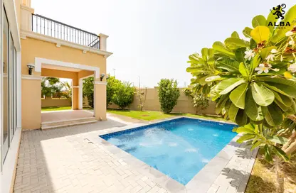 Villa - 4 Bedrooms - 5 Bathrooms for rent in Heritage - Jumeirah Park - Dubai