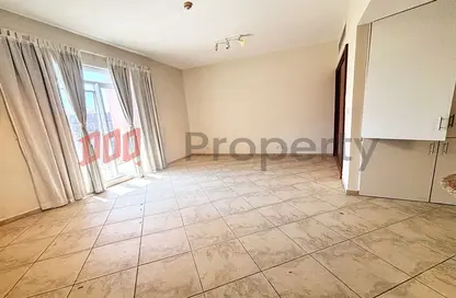 Apartment - 1 Bathroom for rent in Shakespeare Circus 1 - Shakespeare Circus - Motor City - Dubai