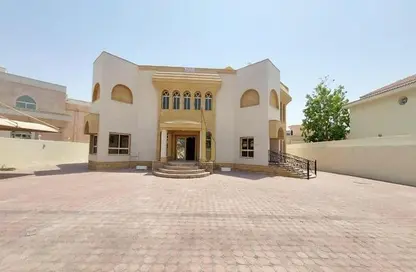 Villa - 5 Bedrooms - 5 Bathrooms for rent in Umm Suqeim 2 Villas - Umm Suqeim 2 - Umm Suqeim - Dubai