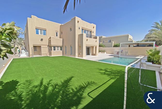 Villa - 5 Bedrooms - 4 Bathrooms for sale in Terra Nova - Arabian Ranches - Dubai