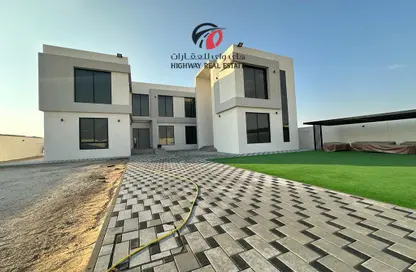 Villa - 5 Bedrooms - 6 Bathrooms for rent in Al Aweer - Dubai