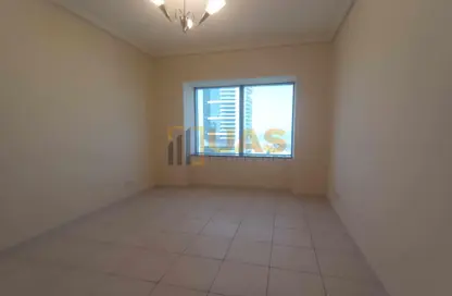 Apartment - 3 Bedrooms - 3 Bathrooms for rent in 21st Century Tower - Sheikh Zayed Road - Dubai