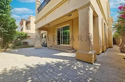 Villa - 4 Bedrooms - 5 Bathrooms for rent in Al Wasl - Dubai