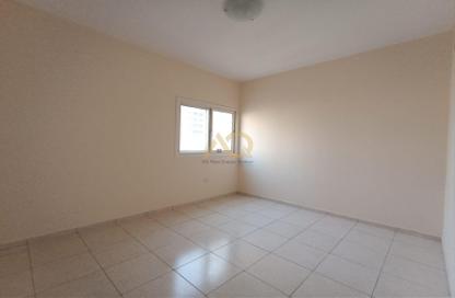 Apartment - 3 Bedrooms - 3 Bathrooms for rent in Al Hafeet Tower 6 - Al Nahda - Sharjah