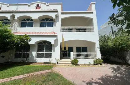 Villa - 4 Bedrooms - 4 Bathrooms for rent in Umm Suqeim 1 Villas - Umm Suqeim 1 - Umm Suqeim - Dubai