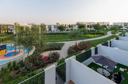 Townhouse - 3 Bedrooms - 4 Bathrooms for sale in Greenview - EMAAR South - Dubai South (Dubai World Central) - Dubai