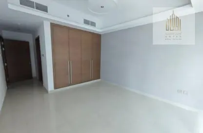 Apartment - 2 Bedrooms - 2 Bathrooms for rent in Gulfa Towers - Al Rashidiya 1 - Al Rashidiya - Ajman