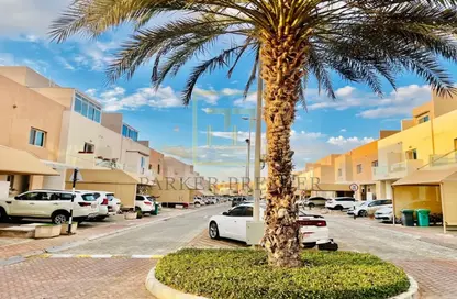 Townhouse - 3 Bedrooms - 3 Bathrooms for sale in Arabian Style - Al Reef Villas - Al Reef - Abu Dhabi