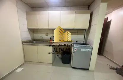 Apartment - 1 Bathroom for rent in Rolla Square - Rolla Area - Sharjah