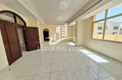 Villa - 7 Bedrooms for rent in Shakhbout City - Abu Dhabi