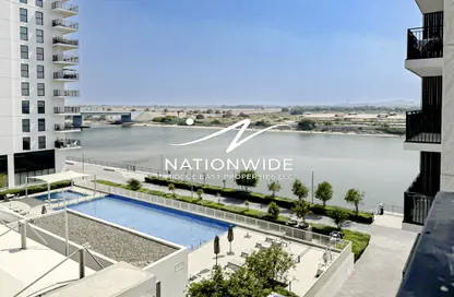 Apartment - 2 Bedrooms - 3 Bathrooms for rent in Waters Edge - Yas Island - Abu Dhabi