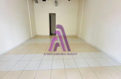 Shop - Studio - 1 Bathroom for rent in P27 - France Cluster - International City - Dubai